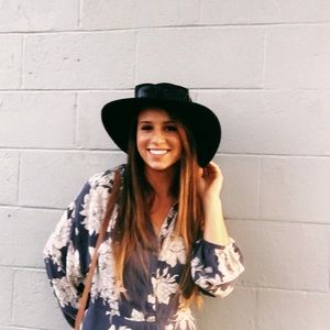 Meet your Posher, Taylor